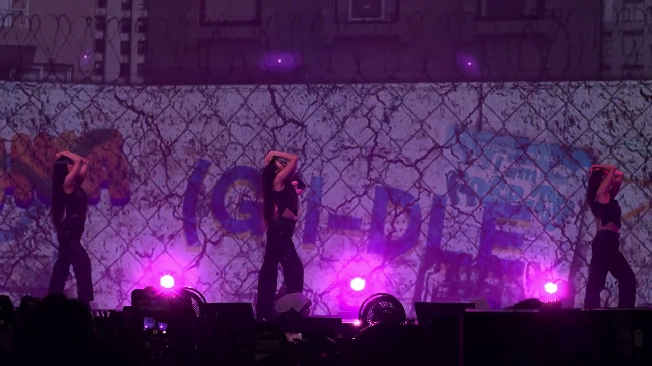 Boys Shuhua Solo LIVE - (G)I-DLE @ Singapore Indoor Stadium, I Am Free TY 2023