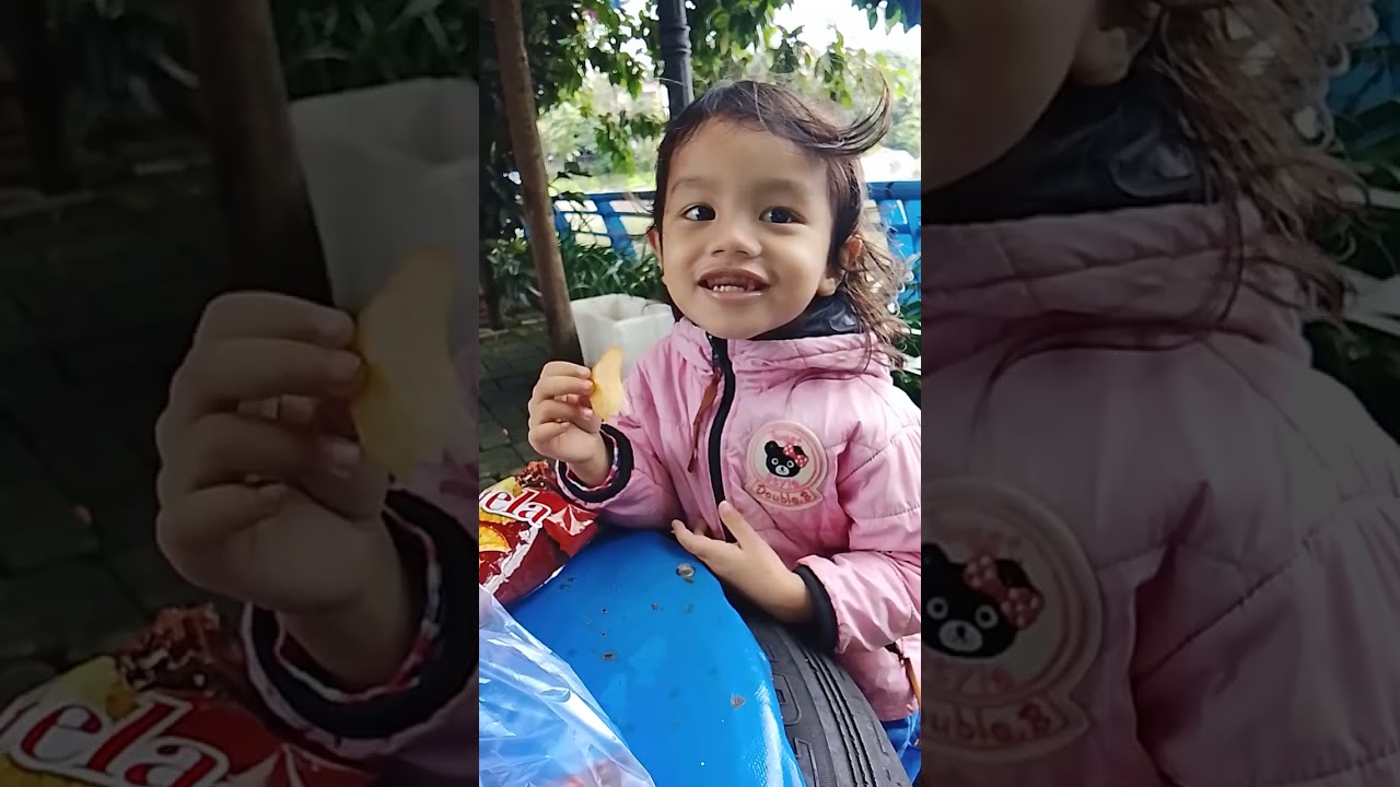 Ngabuburit sama Nayya.. Tapi Nayya nya belum kuat puasa 😁😁