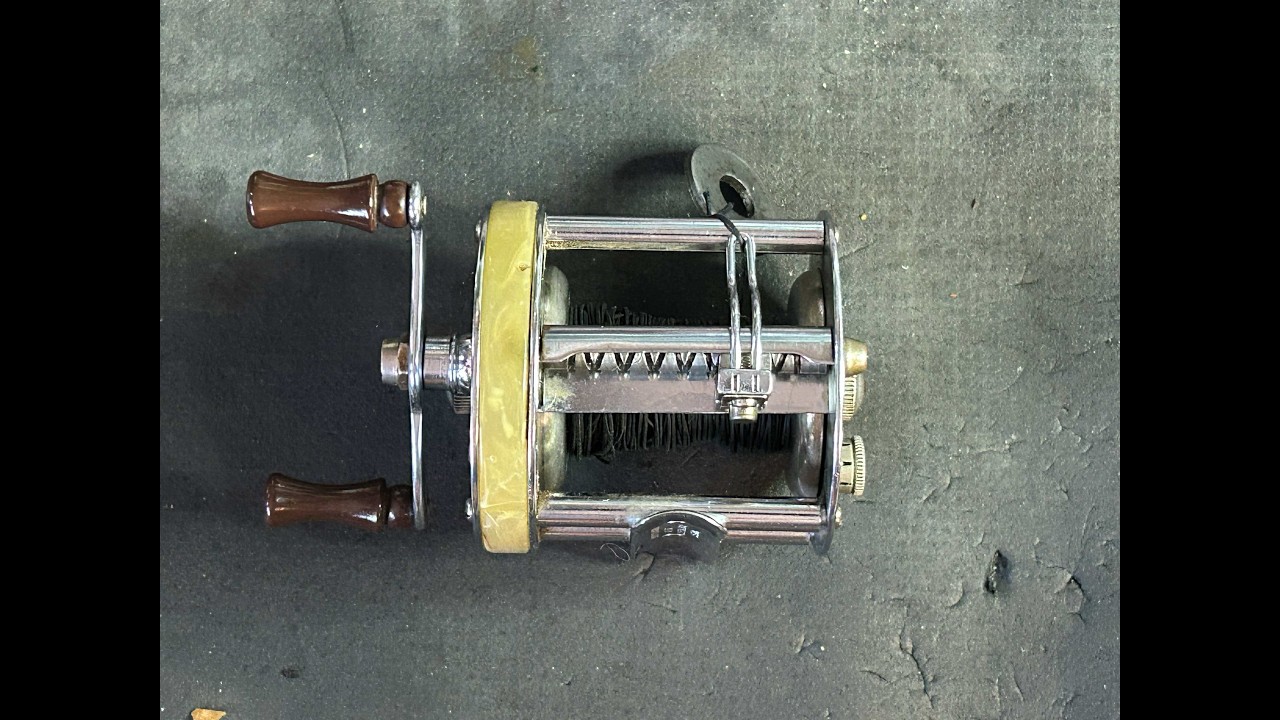 How to Service and Repair a Shakespeare Triumph 1958 Reel -- Young Martin's Reels