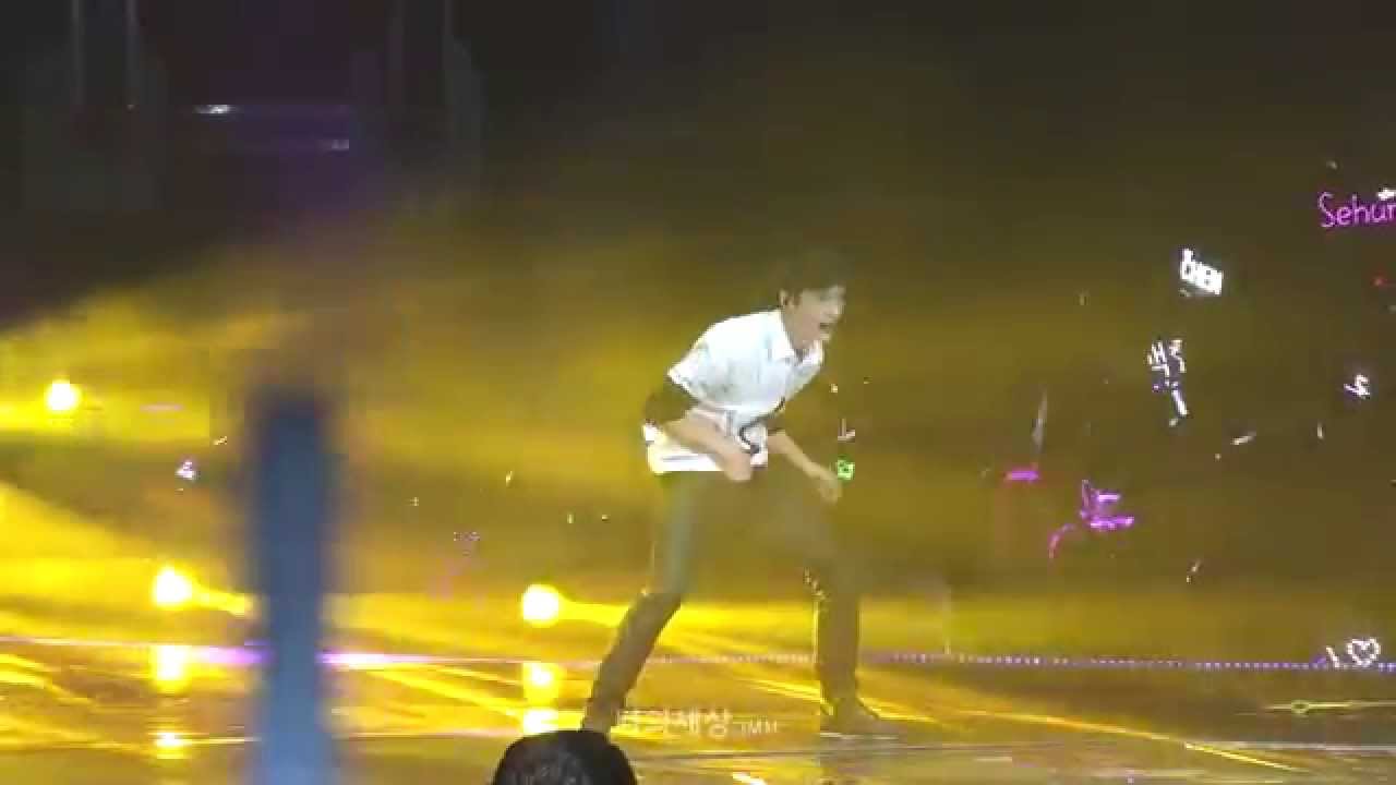 150531 The EXO'luXion in SHANGHAI - Play Boy 레이버전 (Lay focus)