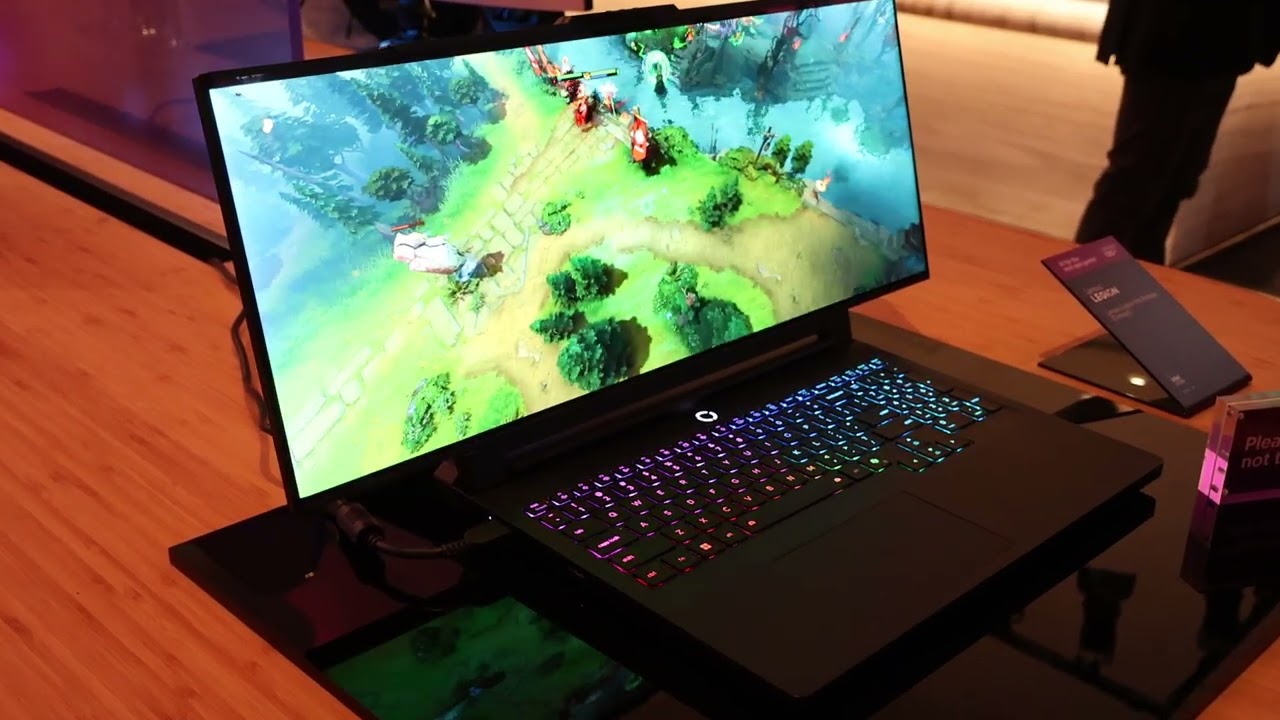 16インチ画面が24インチ画面のウルトラワイドに変身するゲーミングノートPC「LENOVO Legion Pro Rollable」。GPUはGeForce RTX 5090 Laptopも選択可能