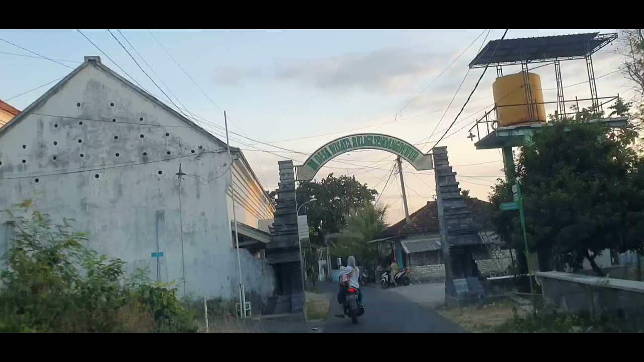 Jalan Menuju Makam Sendang Dhuwur Paciran Lamongan