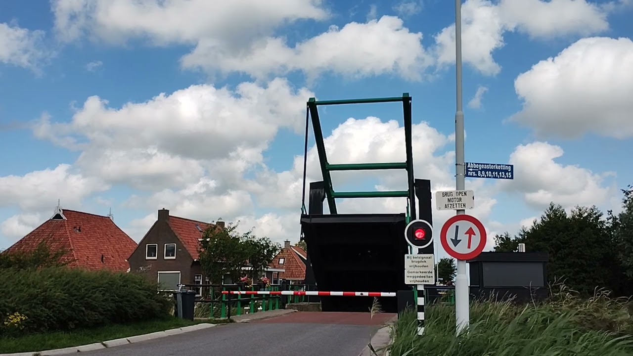 Brugopening Abbegaasterketting