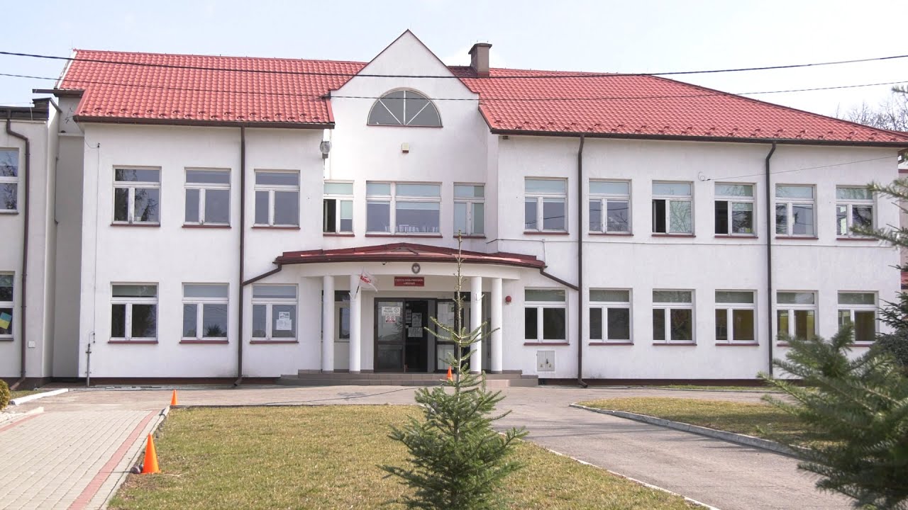 Bezmyślne niszczenie w Bidzinach. Dewastują, palą ogniska, niszczą zagajnik
