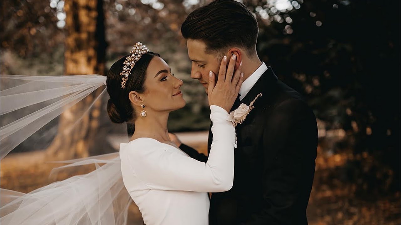 My bespoke wedding dress with Emma Beaumont ♥️ A dream come true..