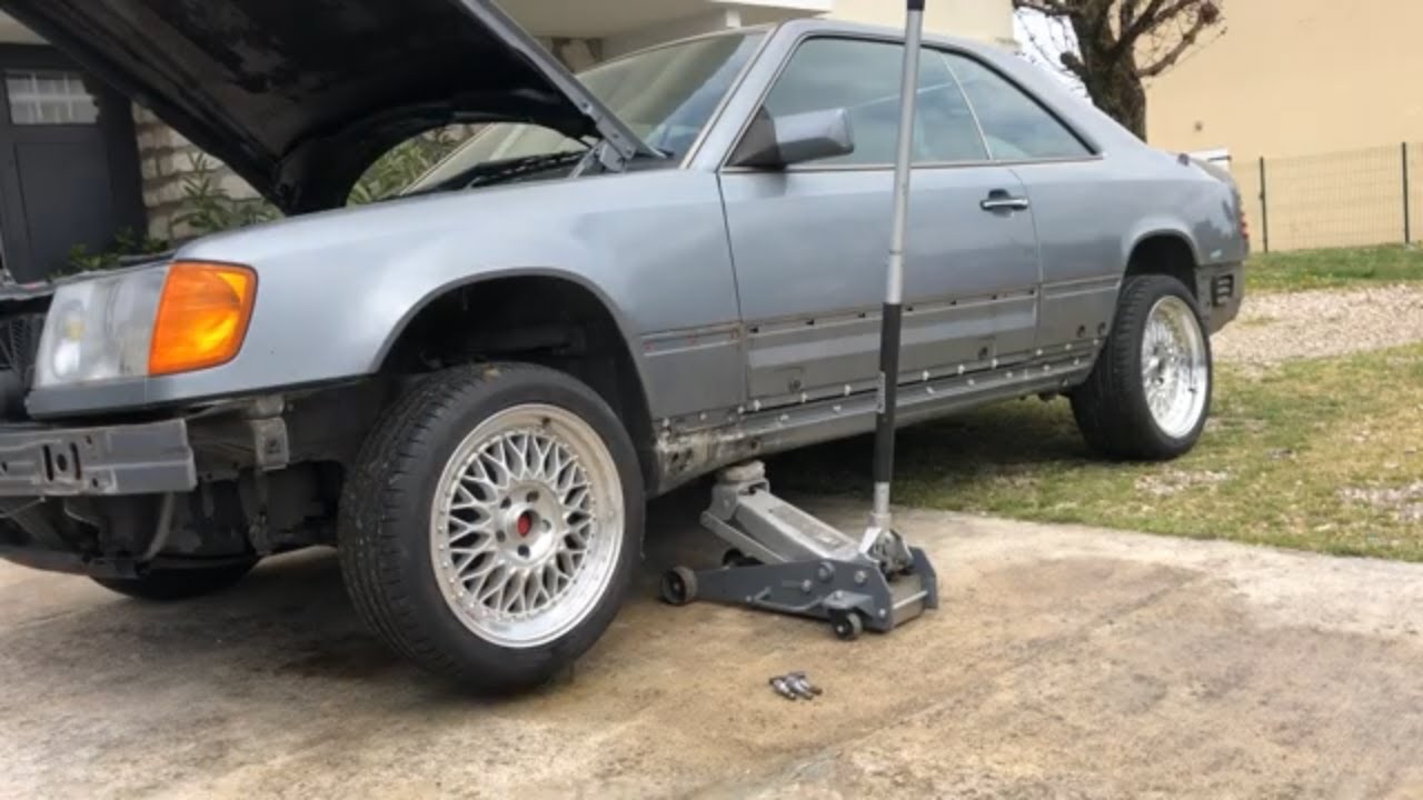 Mercedes w124 300ce restauration peinture partie 2