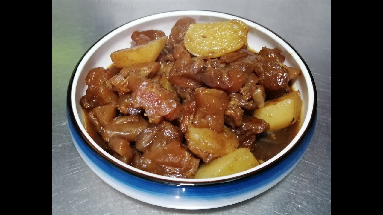 柱侯蘿蔔炆牛筋 🧉🥖🐮🥓 🥰自己煮 Self Cook~EP188~2021.01.15😍柱侯醬濃香味道惹味🤤牛筋入口軟腍甜美😋白蘿蔔清香味鮮甜😘骨膠原豐富無比🥳適合長者與女士🤩