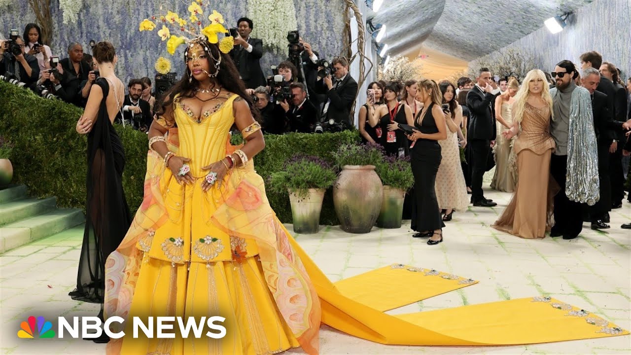Stars dazzle at &lsquo;Costume Art&rsquo; Met Gala