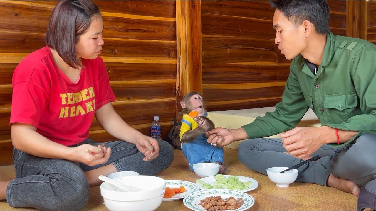 So touching! CUTIS & dad surprised when received special care from mom