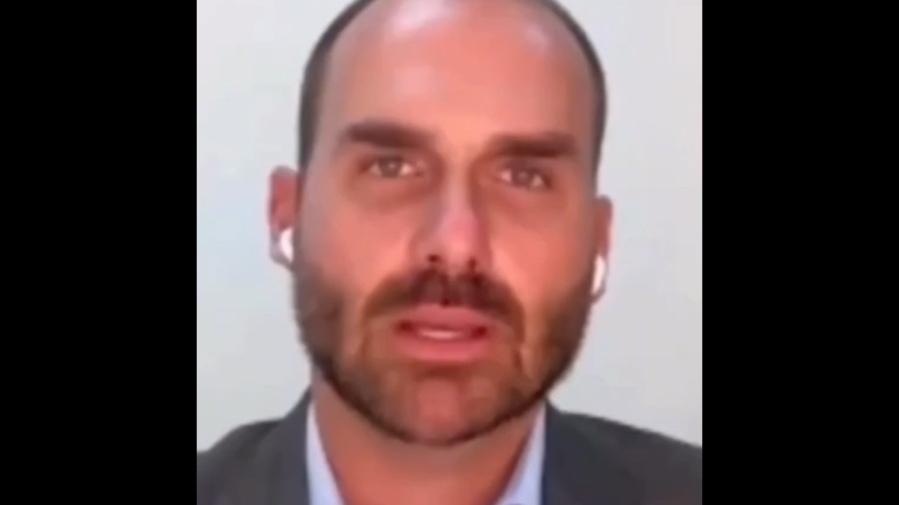 TRA&Iacute;DO pelo pr&oacute;prio PAI