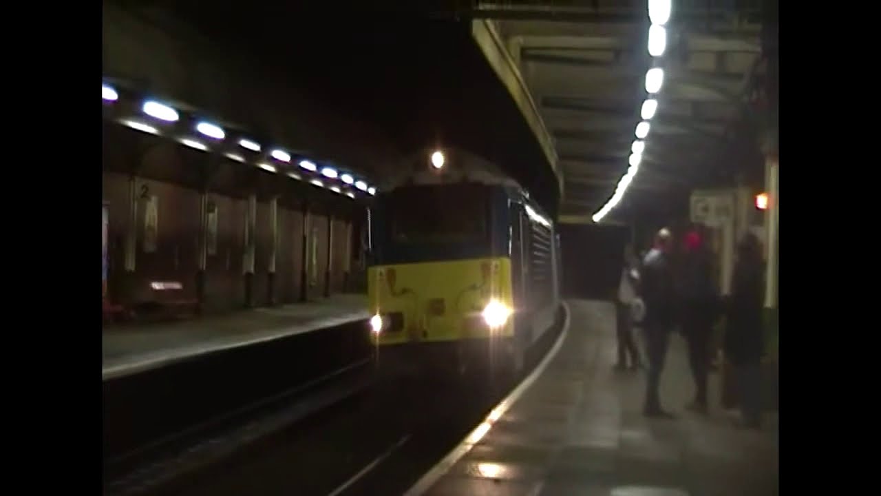 #145: [1W96] DB Schenker Class 67001 & Arriva DVT 82307 pass Colwyn Bay (31/01/14)