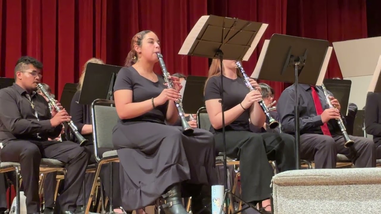 The Great Locomotive Chase Festival of Winds honor bands blue band 