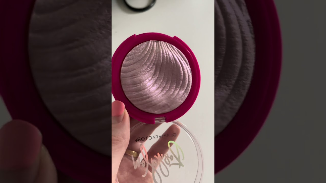 Iluminador glam factor  #dbs   #Makeup  #Maquillaje  #beauty  #iluninador   #belleza