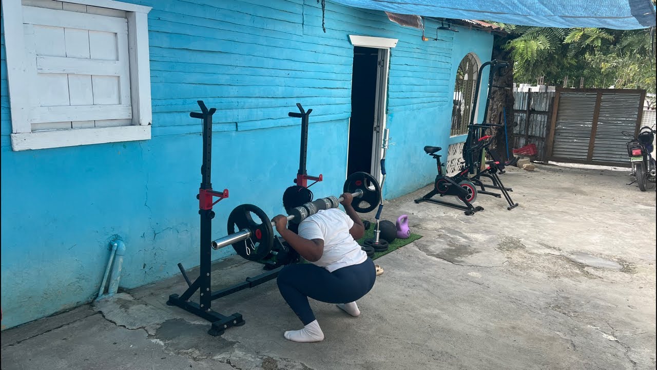 Piernas y Glúteos Entrenamiento en el Patio Adameshybridgym