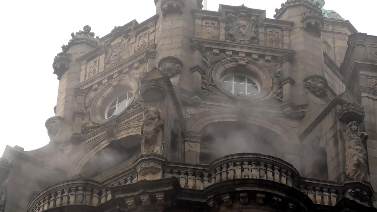 Fire breaks out at former Jenners building in Edinburgh on 23 January 2023