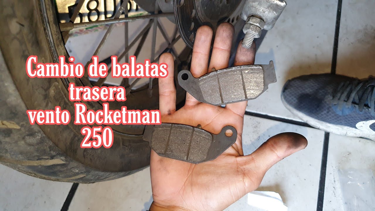 cambio de balatas traseras vento rocketman 250