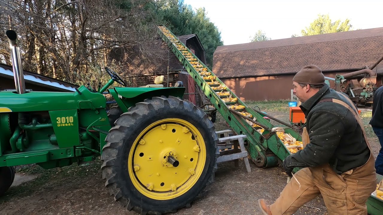 Filling the corn crib