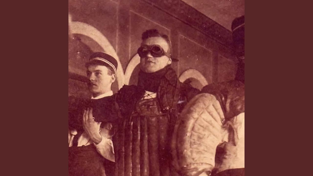 ЛОСТ ИН ДАРК