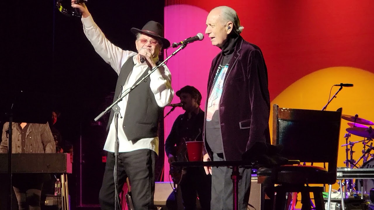 The Monkees - I'm a Believer (Milwaukee, WI 11-06-21)