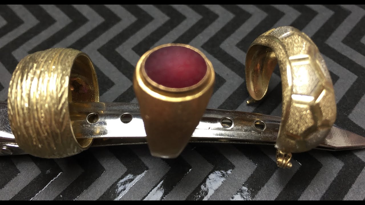 Metal detecting beach . CTX 3030 . Perfect golden rings. Пляжный коп.