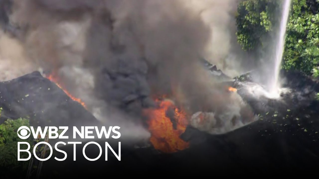 Firefighters battle blaze at vacant building in Wakefield