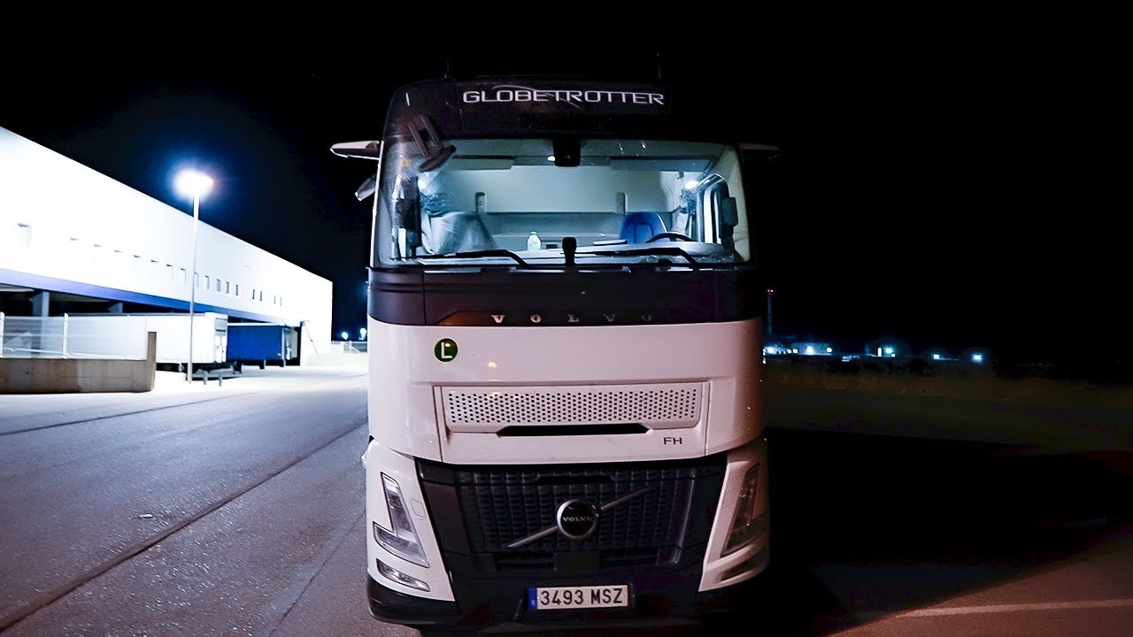 Probando por PRIMERA VEZ un VOLVO FH AERO | LaurGarage|