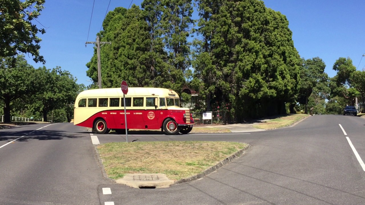 Bedford OB (1946) Glen Iris, VIC Australia, March 2017