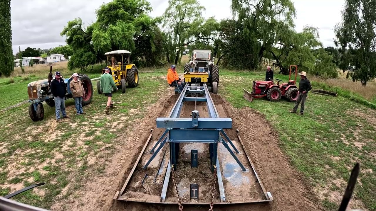 International 434 tractor pull