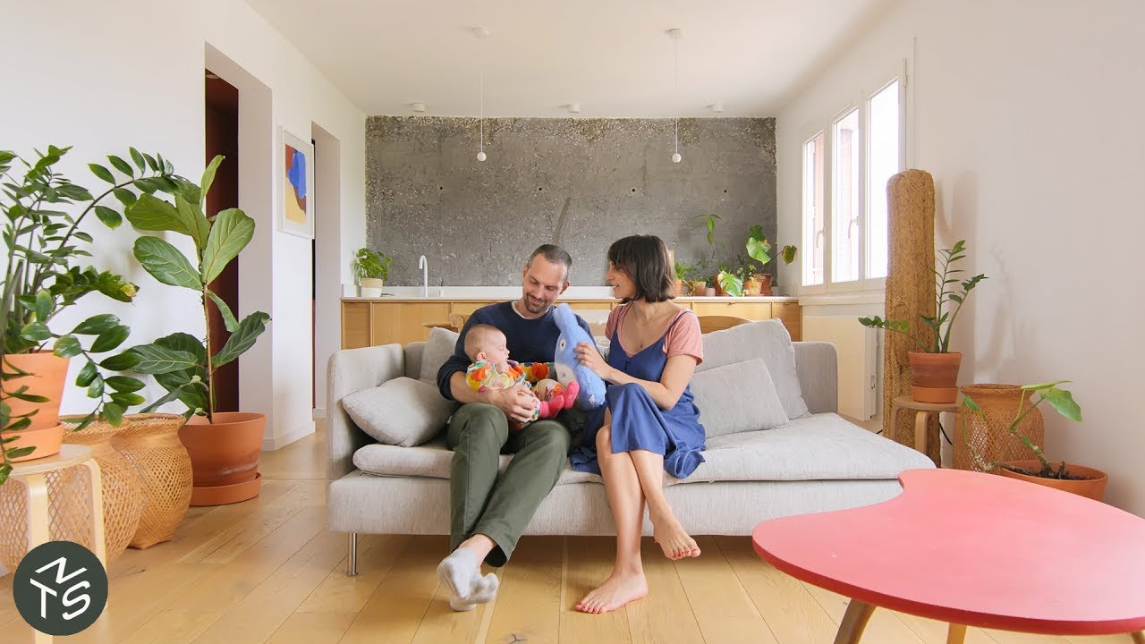 NEVER TOO SMALL: Architect Couple’s Small Heritage Apartment, France 57sqm/613sqft