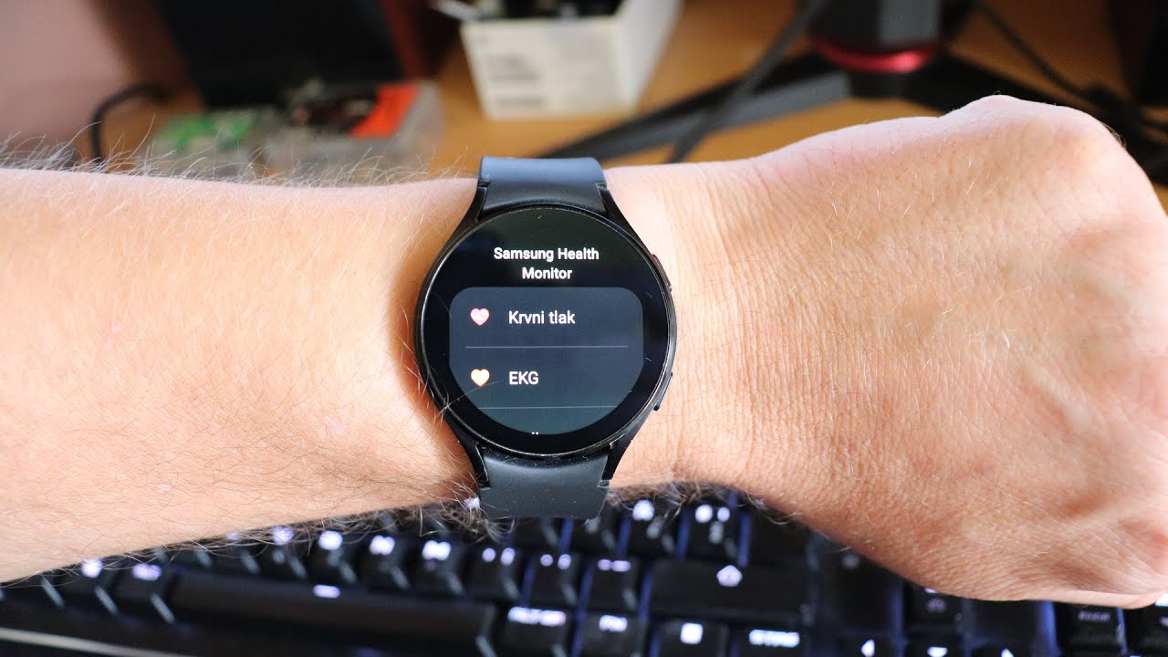 Kako omogućiti tlakomjer i EKG na Samsung Galaxy Watch satu (nove upute)