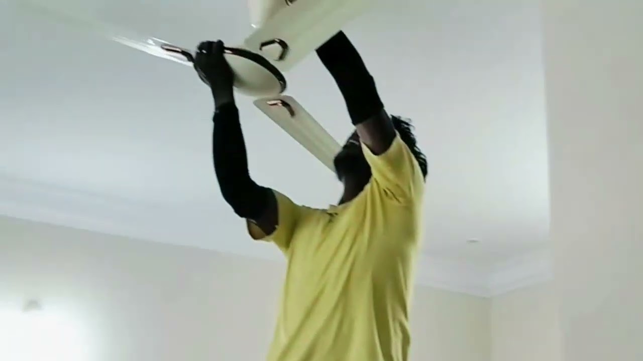 Electrician 2 bedroom hall kitchen light fan fitting