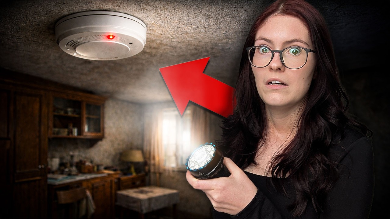 ES PIEPT NOCH?! UNGLAUBLICHER FUND IN EINER ZEITKAPSEL! Lost Places