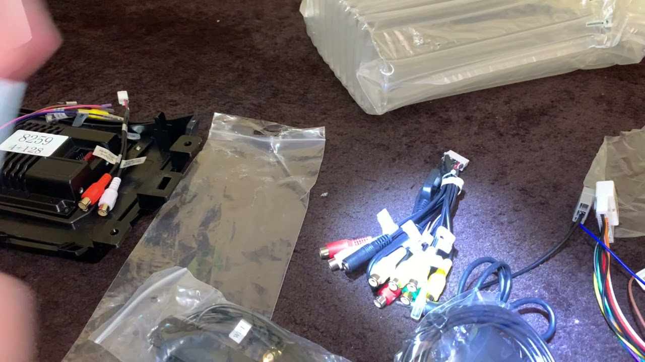 شاشة نافارا 2019: التركيب