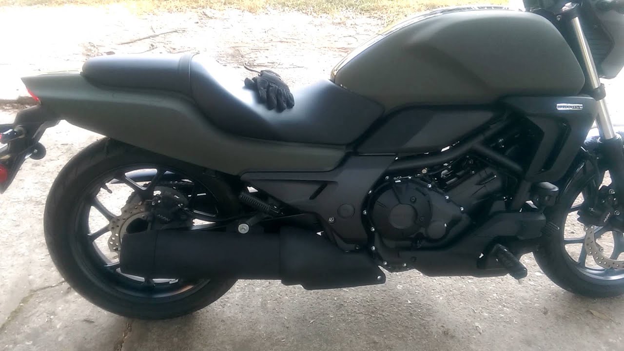 Honda CTX700N Exhaust 2