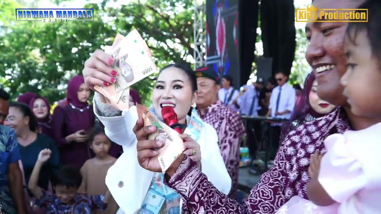 DJ MATI SEDINA SUSY ARZETTY SHOW NMS PESTA HAJAT KEL. BPK. H. KADMA & IBU HJ. WASENI