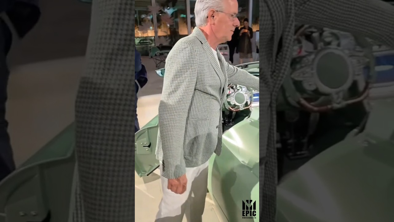 Horacio Pagani shows the Huayra Codalunga Speedster#HoracioPagani #Pagani  #DreamCar #EpicMotorMoves
