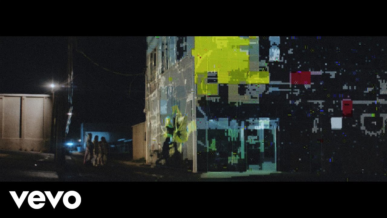 Porter Robinson - Lionhearted ft. Urban Cone