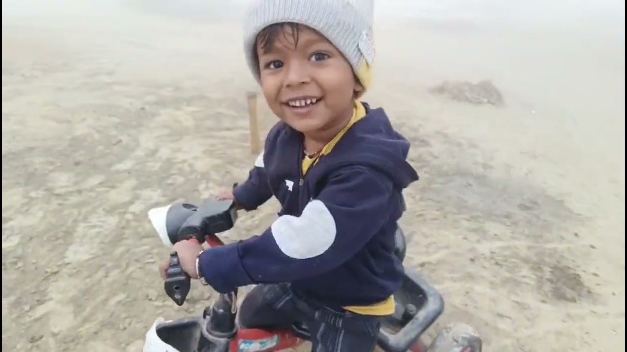 Aaj Siddarth cycle chala rha h 😍