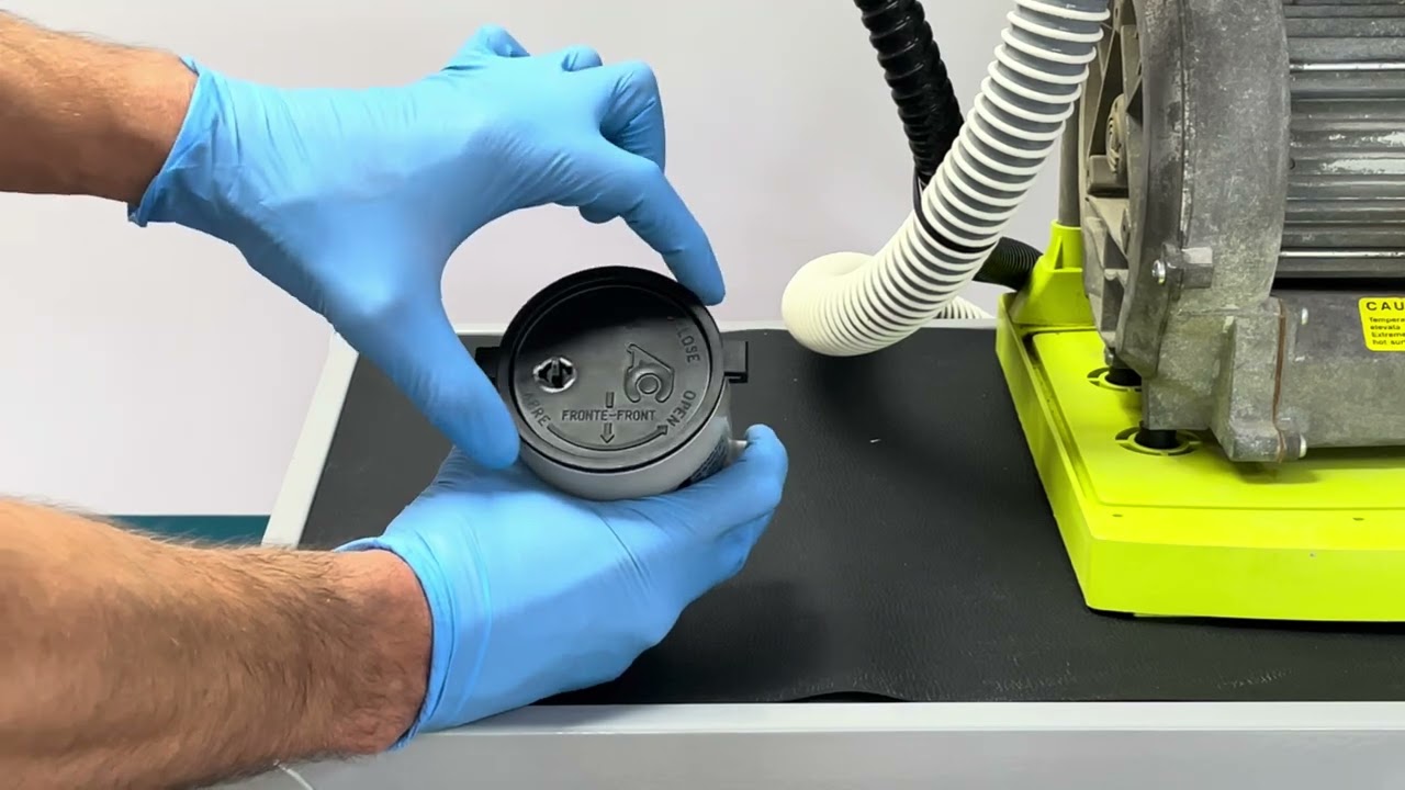 Cattani MicroSmart - How to Install the Amalgam Container Lid