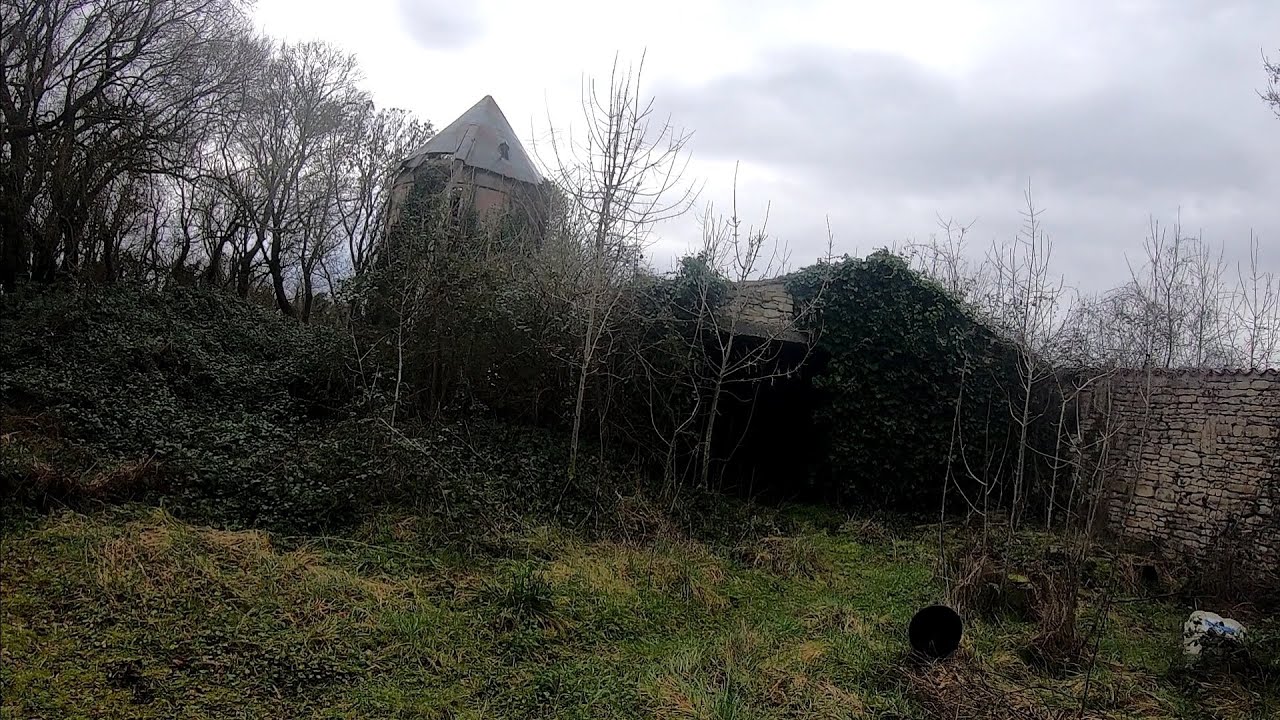 Urbex #30 ancienne ferme et son moulin 