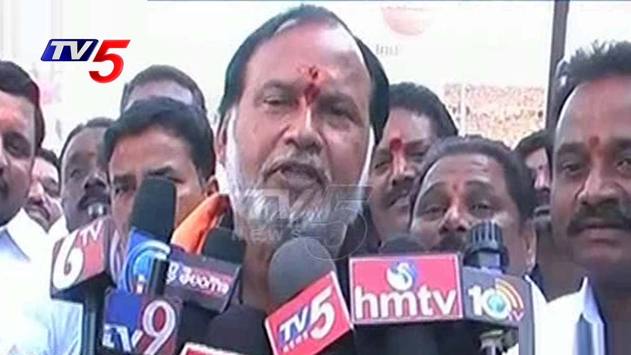 Migrations Continues Into TRS | Congress Leader Durga Prasad Join in TRS | TV5 News