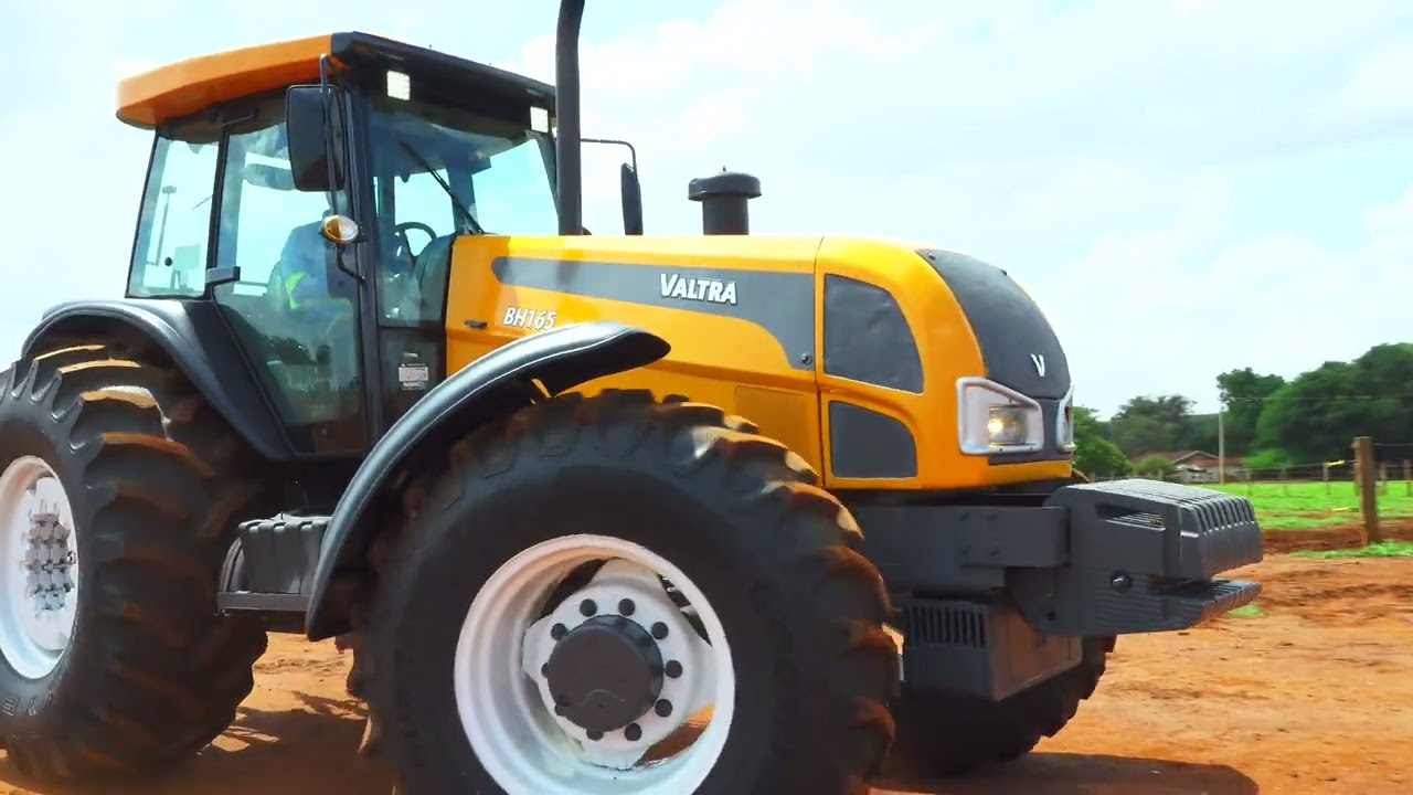 LOTE 218 TRATOR VALTRA BH165