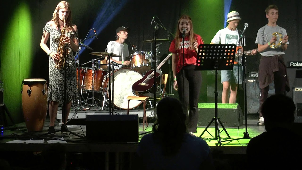 Svenstrup Efterskole spiller This Love til musikfestival for efterskoler