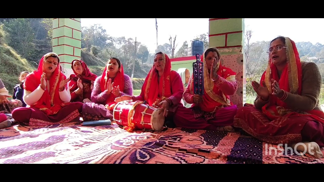 🌷🔥❤️केडे  बहाने आवा दातिए, केडे  बहाने आवा❤️🌸❤️ #hamirpurladies #himachaliculture #kirtan #jaimatadi