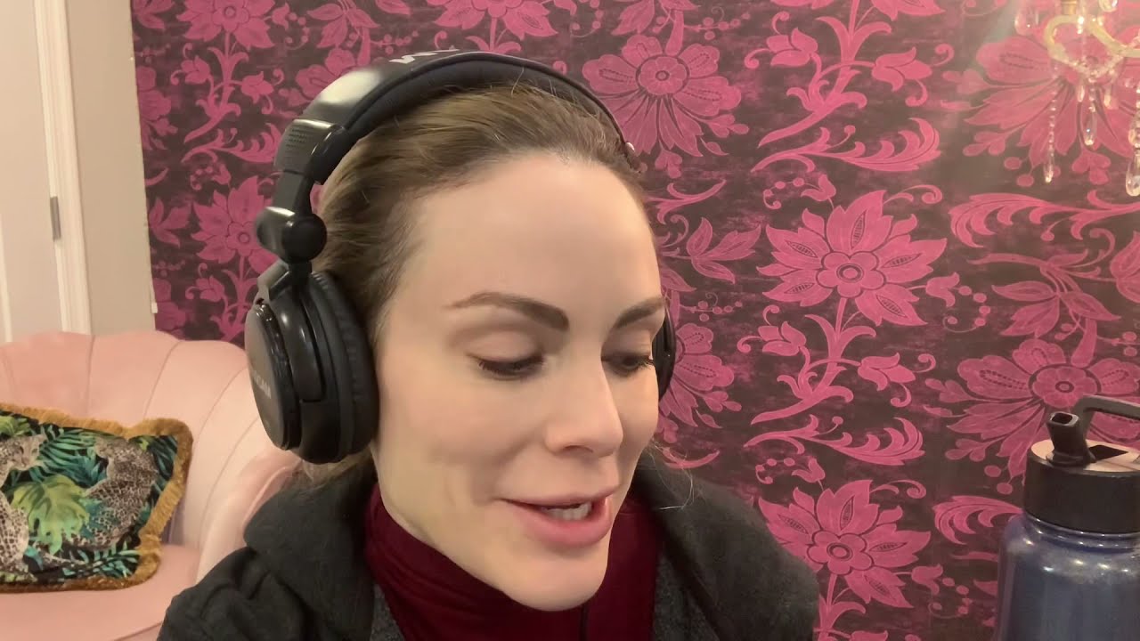 Emmy winning singer reacts to The Beatles “Don’t Let Me Down” Rooftop Concert [Miki’s Singing Tips]