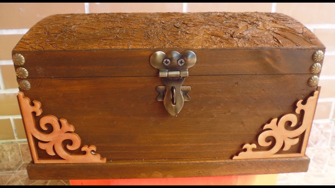 DECORAR BAUL CON APARIENCIA DE CUERO