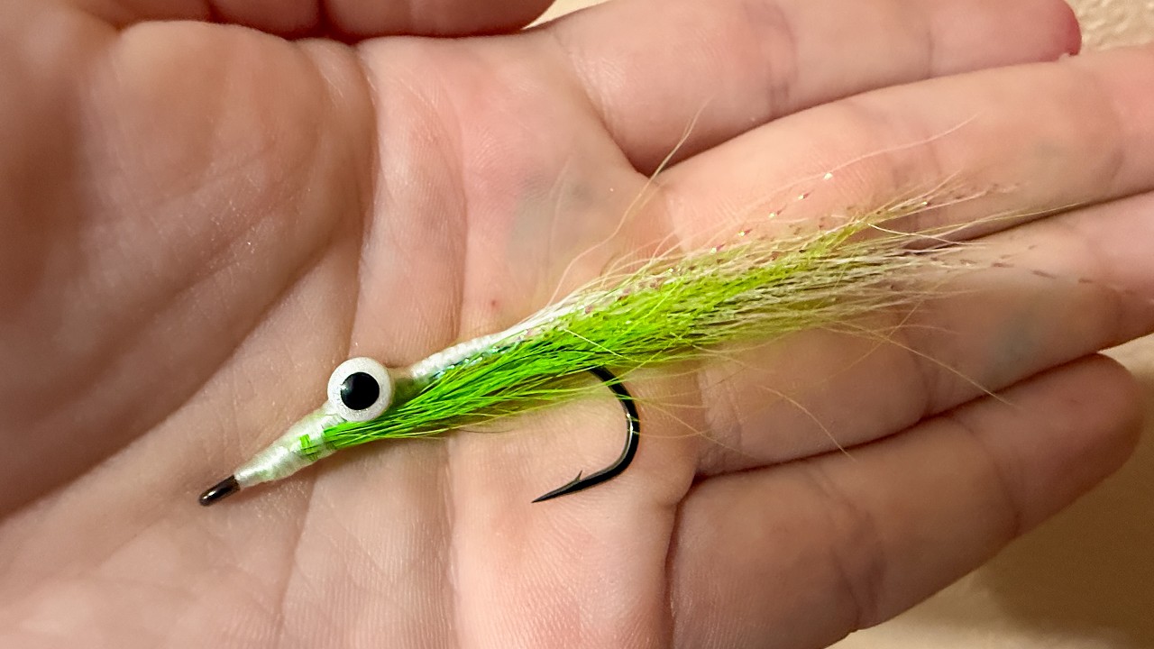 Left Handed Fly Tying - Clouser Minnow