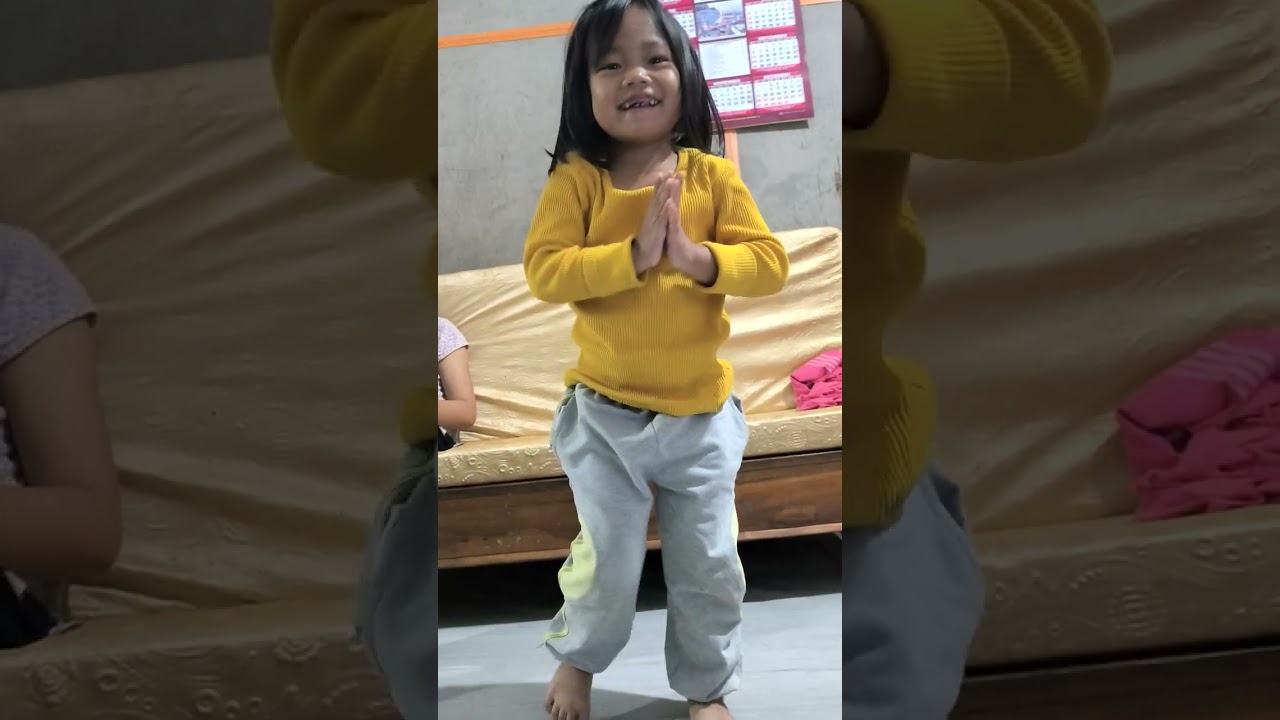 Hannah-i Practice YOGA