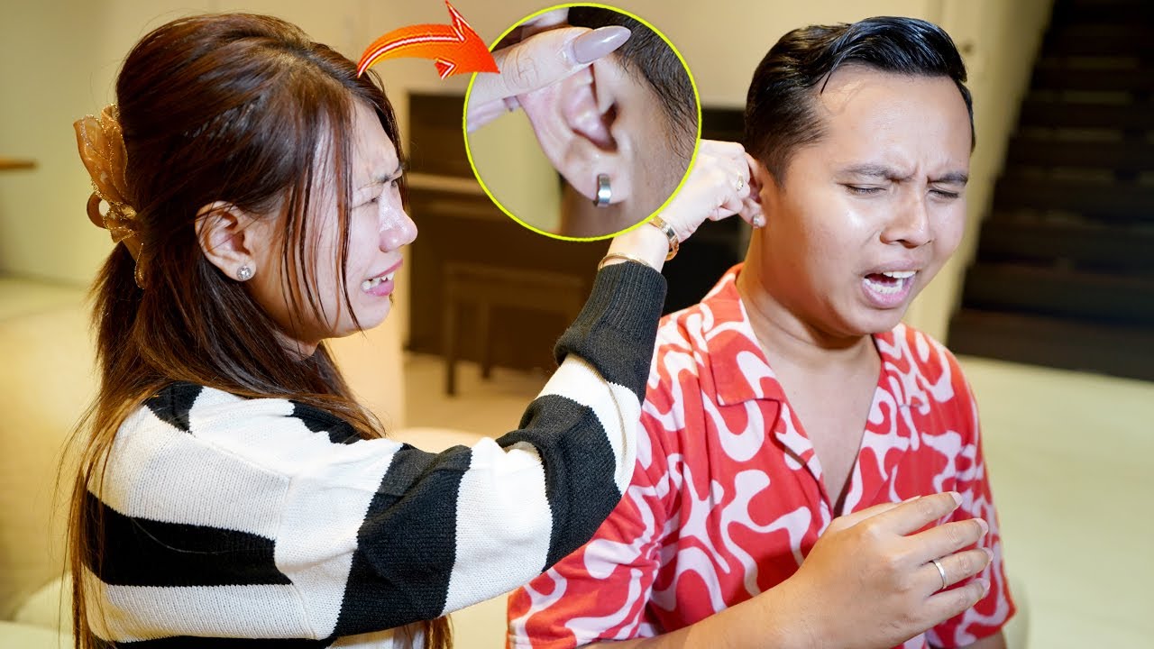 PRANK TINDIK TELINGA!! ELVINA KAGET SAMPAI MARAH!!
