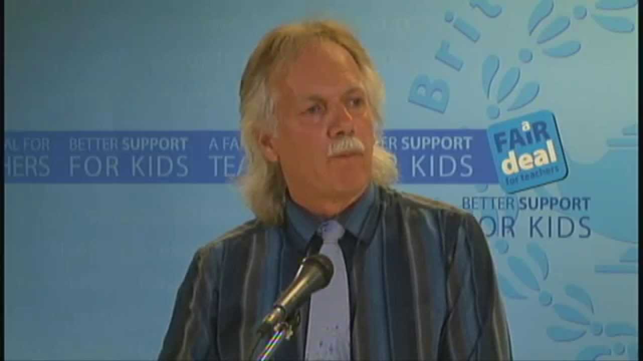 Jim Iker announcing vote results